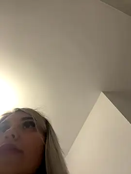 Princess-Jasmine07 online show from October 31, 2025, 6:20 pm