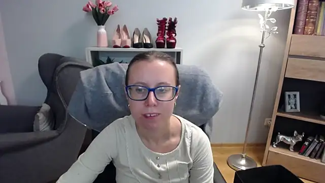 sweetxLizzy online show from October 2, 2025, 4:30 am