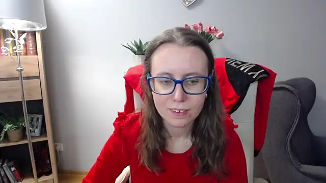 Snapshot of sweetxLizzy chatting on April 22, 2026, 4:26 am sweetxLizzy online show from April 22, 2026, 4:26 am
