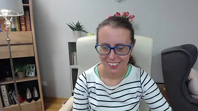 sweetxLizzy online show from July 15, 2026, 4:51 am