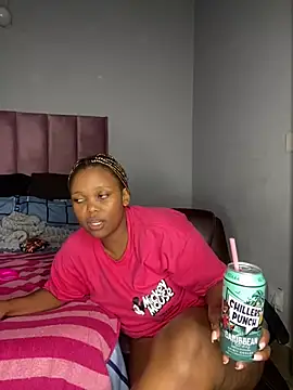 Snapshot of Abby_108 chatting on April 20, 2026, 9:27 pm Abby 108 online show from April 20, 2026, 9:27 pm