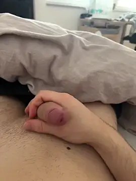 Snapshot of yourfavDick02 chatting on March 31, 2026, 2:39 pm yourfavDick02 online show from March 31, 2026, 2:39 pm