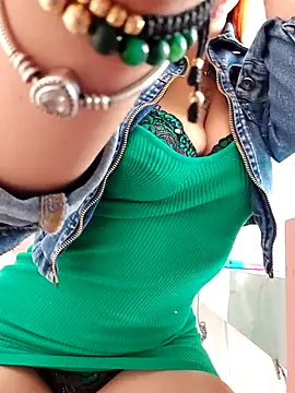 sandy y online show from October 11, 2025, 3:54 pm