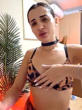 NaughtyChloe online show from October 6, 2025, 2:03 pm