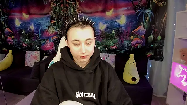 ClaraParks online show from April 11, 2026, 7:24 am