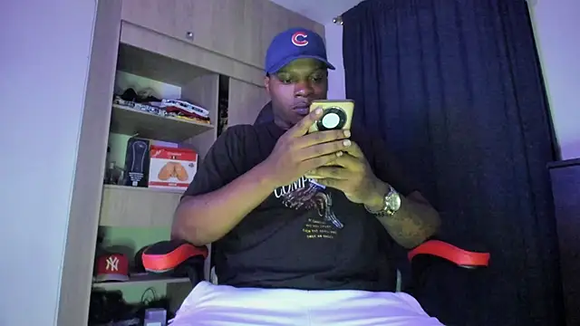 CorvisXnc0012 online show from October 22, 2025, 4:46 am