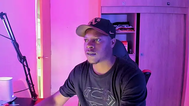 CorvisXnc0012 online show from October 29, 2025, 4:37 am