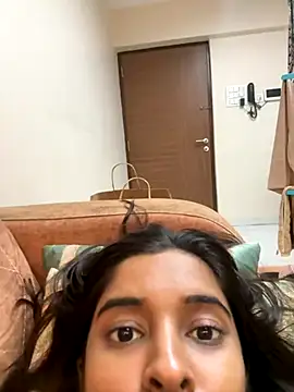 desitease online show from November 4, 2025, 6:18 pm