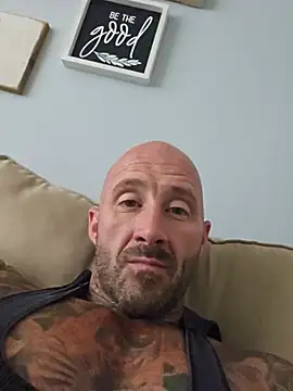 Snapshot of joeyoneill chatting on July 31, 2026, 2:05 pm joeyoneill online show from July 31, 2026, 2:05 pm