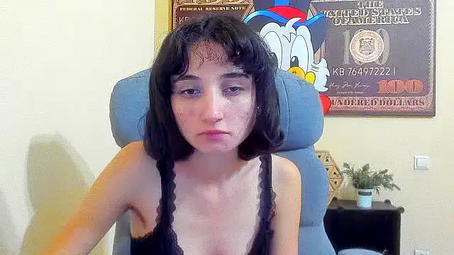 Marri-Stella online show from November 5, 2025, 9:42 am