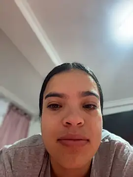 JuanitaMore01 online show from February 8, 2026, 11:24 am