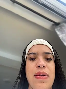 JuanitaMore01 online show from May 24, 2026, 8:36 pm