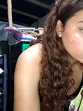 Violethroos online show from March 19, 2026, 4:05 am