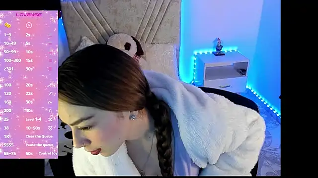 Mia Victoria22 online show from March 25, 2026, 2:28 am