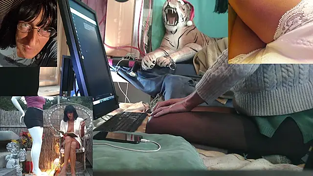 SissiDomination online show from November 22, 2025, 8:41 pm