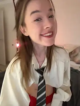 Snapshot of Marryme- chatting on June 16, 2026, 6:54 pm Marryme- online show from June 16, 2026, 6:54 pm