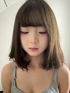 lelebaybay888 online show from November 13, 2025, 4:50 pm