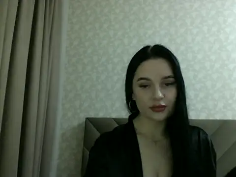 Lulii24 online show from October 24, 2025, 5:20 pm