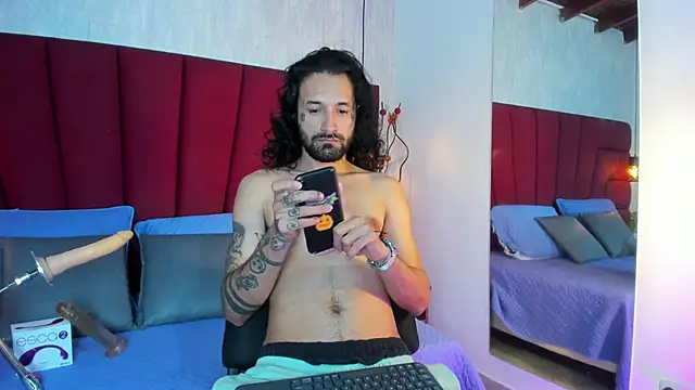 Hisoka 011 online show from November 12, 2025, 1:06 am