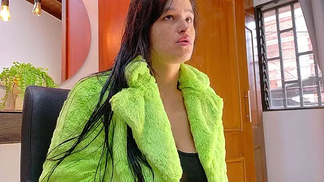 Snapshot of Jennifer_Vega1 chatting on February 15, 2026, 9:33 pm Jennifer Vega1 online show from February 15, 2026, 9:33 pm