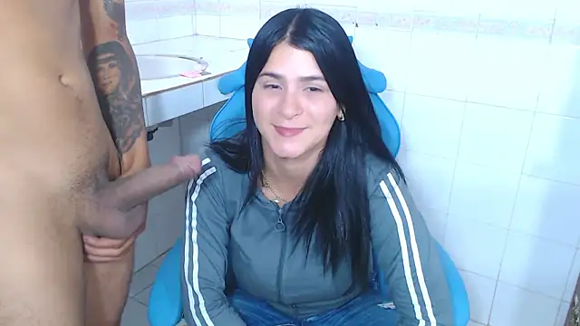 sensualduo online show from February 4, 2026, 4:40 am