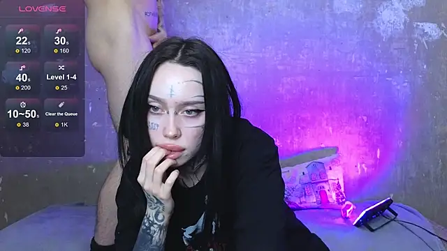 Snapshot of Somniyaa chatting on January 18, 2026, 4:55 pm Somniyaa online show from January 18, 2026, 4:55 pm