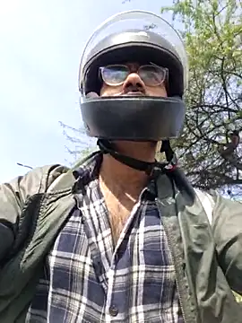 YoursThickDick online show from February 2, 2026, 6:01 am