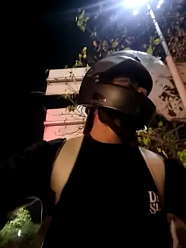 YoursThickDick online show from March 17, 2026, 4:32 pm