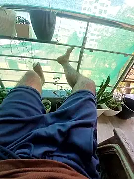 YoursThickDick online show from April 5, 2026, 5:26 am