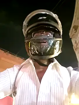 YoursThickDick online show from April 14, 2026, 4:13 pm