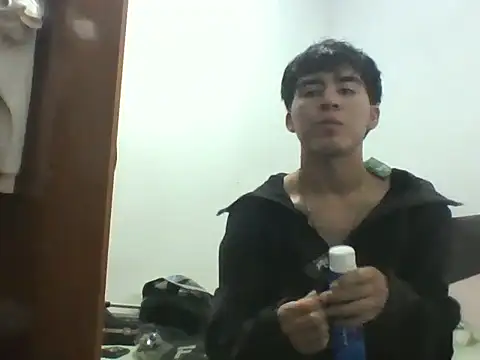 Snapshot of Babydemilk chatting on March 27, 2026, 3:45 am Babydemilk online show from March 27, 2026, 3:45 am