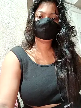 DiyaRoy49 online show from September 18, 2025, 9:22 am