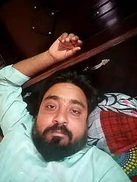 Raju fuckerr online show from April 15, 2026, 4:30 am