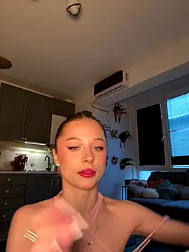 Snapshot of BabyAnais chatting on December 14, 2025, 8:41 am BabyAnais online show from December 14, 2025, 8:41 am