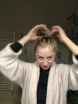 Snapshot of BabyAnais chatting on January 15, 2026, 10:46 pm BabyAnais online show from January 15, 2026, 10:46 pm