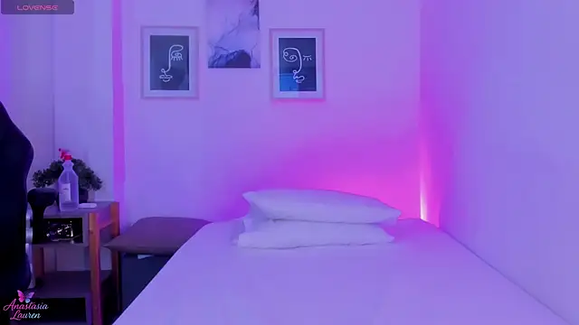 Anastasia lauren online show from November 24, 2025, 8:30 pm