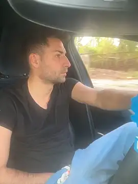 Torissimo92 online show from April 15, 2026, 8:43 am