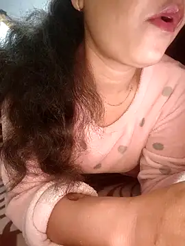 Snapshot of CUTE-PX chatting on February 4, 2026, 5:02 am CUTE-PX online show from February 4, 2026, 5:02 am