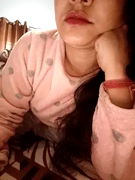 Snapshot of CUTE-PX chatting on February 19, 2026, 4:52 am CUTE-PX online show from February 19, 2026, 4:52 am