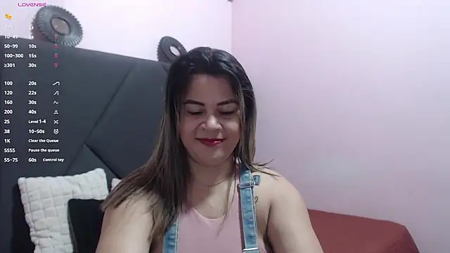 Snapshot of pamela_echeverria chatting on November 22, 2025, 10:36 am pamela echeverria online show from November 22, 2025, 10:36 am