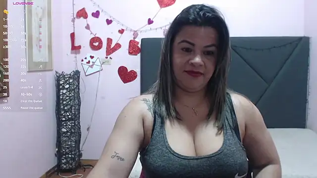 pamela echeverria online show from March 27, 2026, 11:21 am