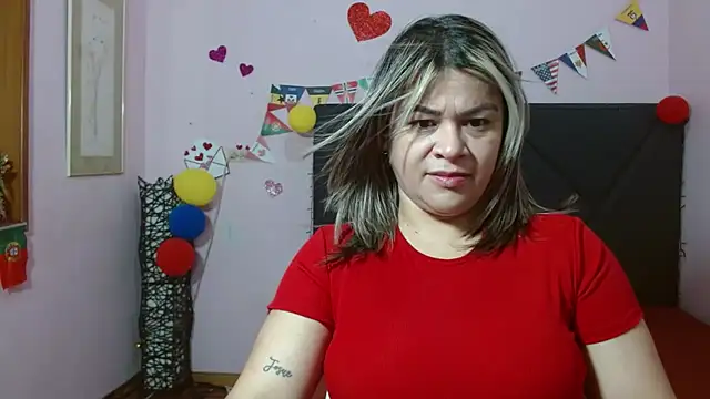 Snapshot of pamela_echeverria chatting on July 13, 2026, 11:35 am pamela echeverria online show from July 13, 2026, 11:35 am