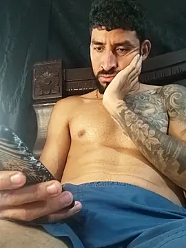 Alexsexygamer online show from October 17, 2025, 1:35 pm