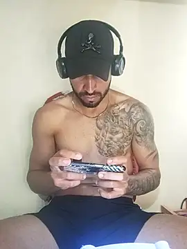 Alexsexygamer online show from November 23, 2025, 9:36 pm