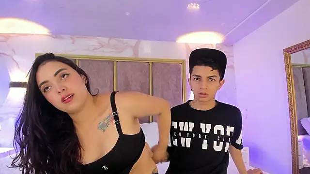 NickandAbby  online show from February 2, 2026, 8:07 pm