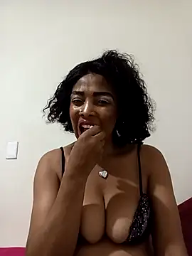 Snapshot of SEXYMOANSXX chatting on February 20, 2026, 7:36 pm SEXYMOANSXX online show from February 20, 2026, 7:36 pm