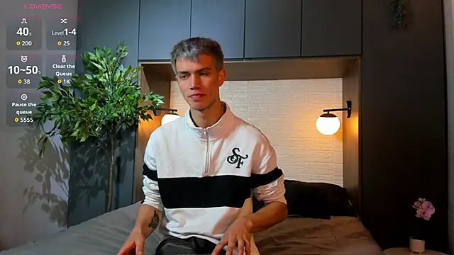 nicktorn online show from October 19, 2025, 12:06 pm