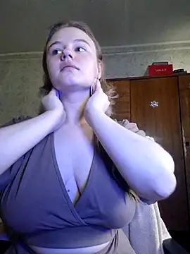 SlipperSherry online show from September 28, 2025, 9:47 am