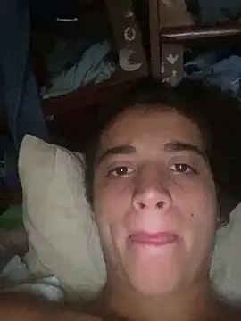 Snapshot of Larissa41 chatting on December 21, 2025, 2:02 pm Larissa41 online show from December 21, 2025, 2:02 pm