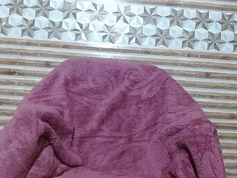 Snapshot of dimpyi chatting on January 12, 2026, 6:02 pm dimpyi online show from January 12, 2026, 6:02 pm